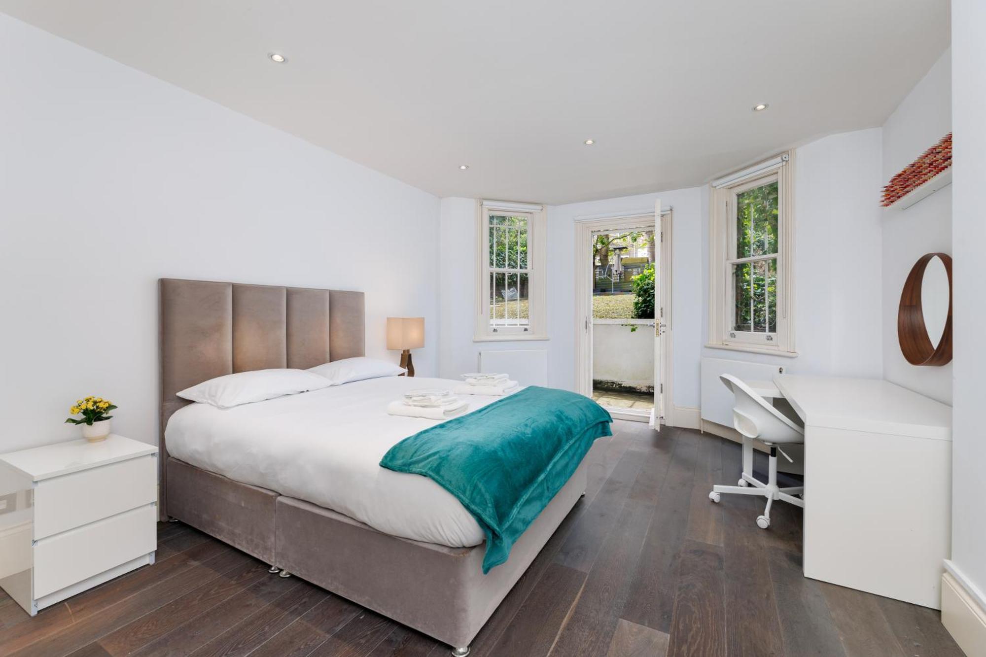 Appartement Spacious 2-bed Flat / 10 Mins From The Centre